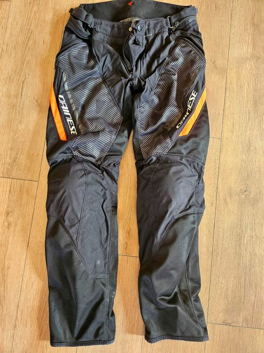 Текстилно яке и текстилен панталон Dainese