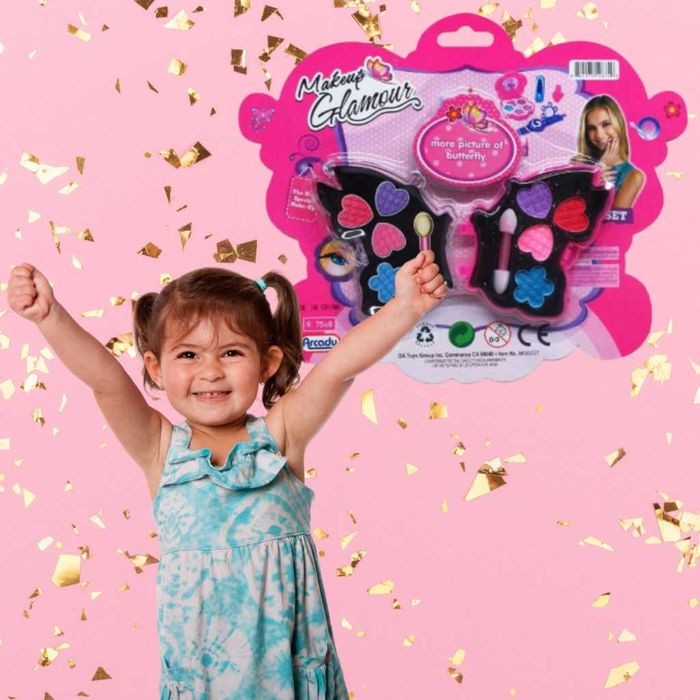 Палитра сенки за очи за деца.