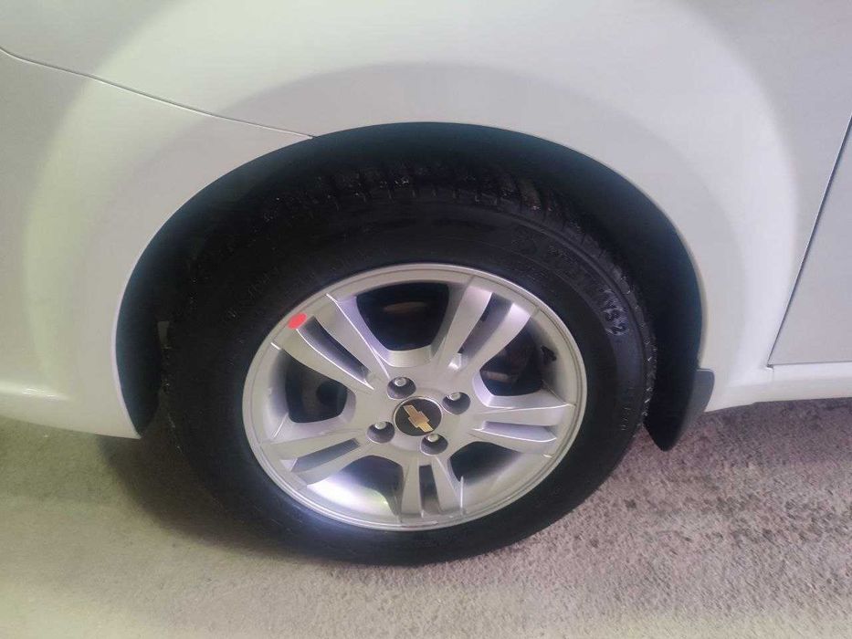 Nexia 3 sotiladi srochna