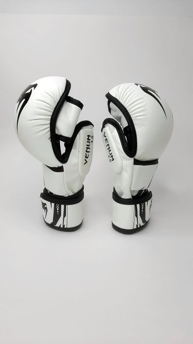 Перчатки спортивные ММА продам