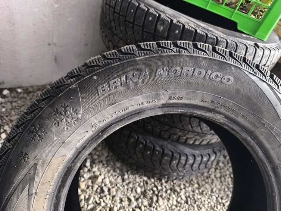 Продам зимние шины
