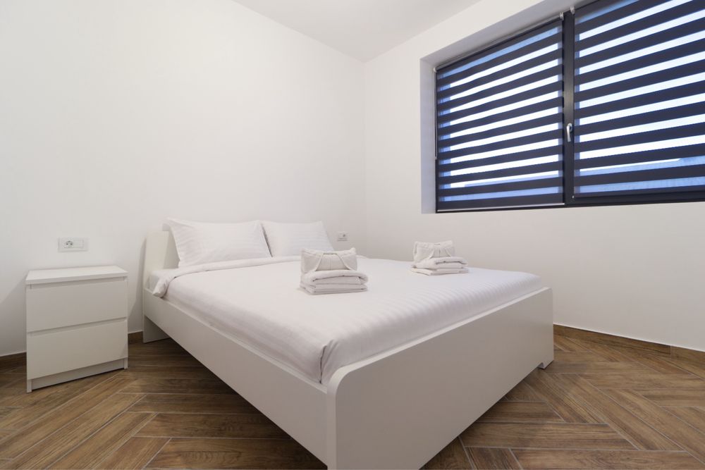 Inchiriez apartament 2 camere tip studio, cartierul Primaverii