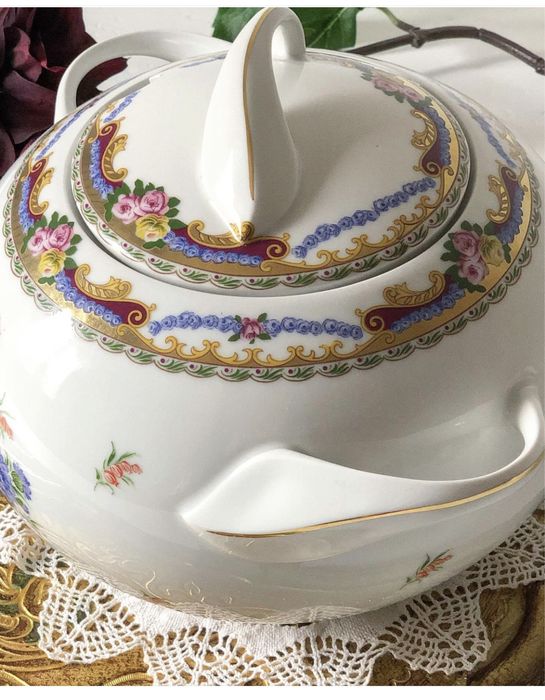 Голям френски порцеланов терин Лимож Франция  и супник