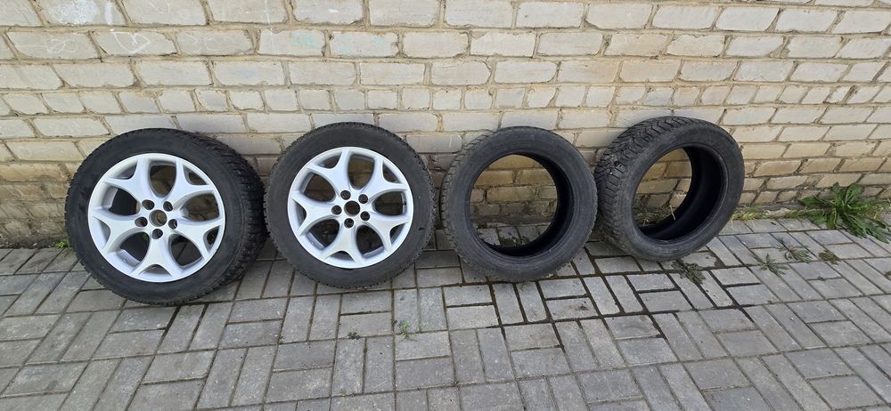 Шины 215/55R17 98T