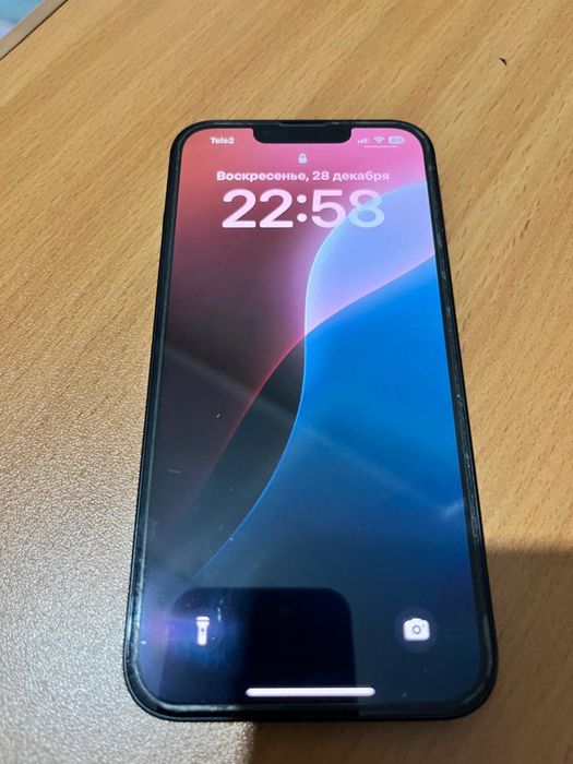 Продаю айфон 13 на 128г памяти