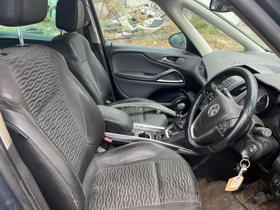 Opel Zafira C Tourer 2.0cdti 130 НА ЧАСТИ