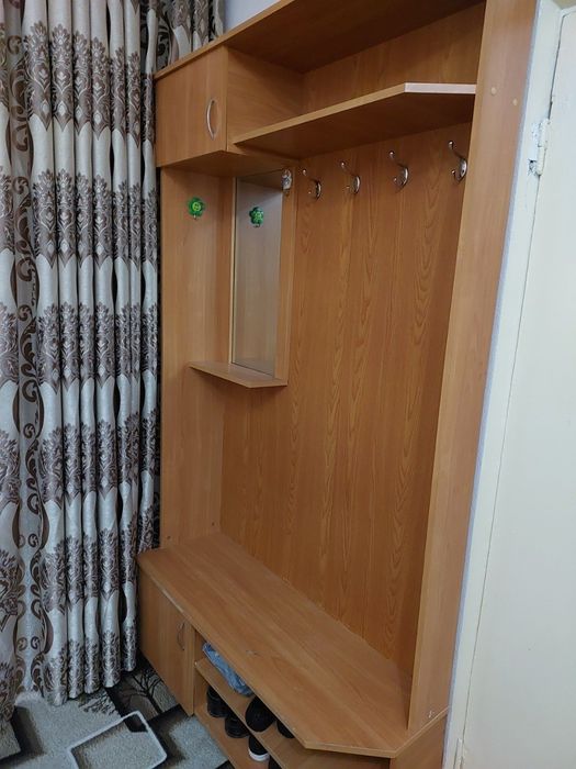 Прихожая для вещей и обуви