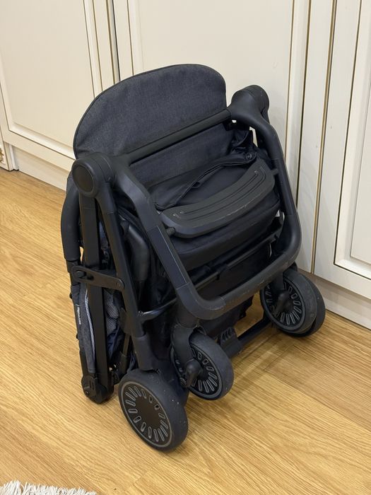 Коляска Easywolker Jackey серый почти новый