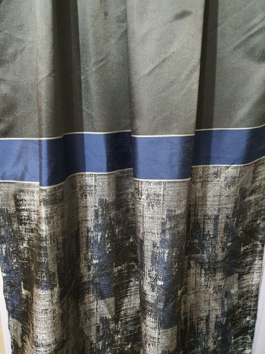 Завеси готови за закачване с кукички