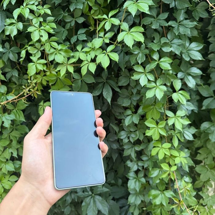 Samsung galaxy A73 karobka dakumentli