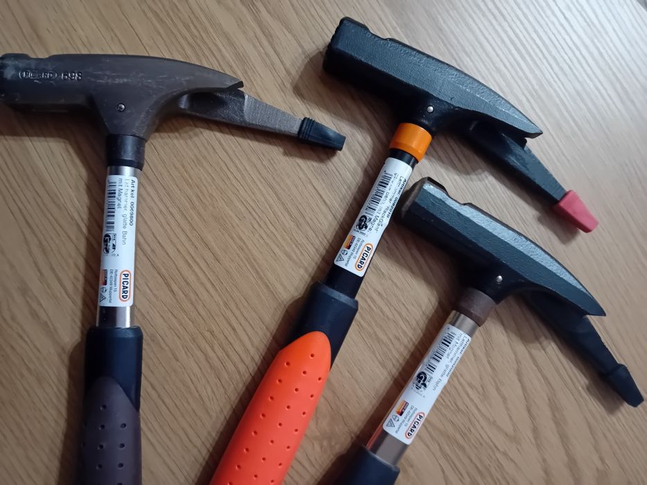 Ciocan dulgher Picard