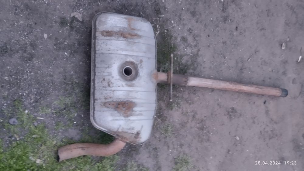 Глушитель гольф 3 продам