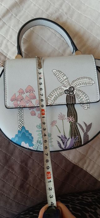 Модерна дамска Чанта