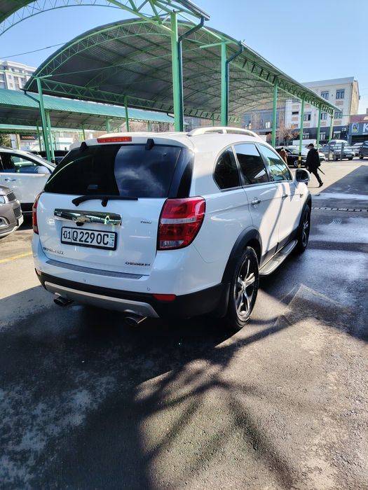 Продаётся Каптива 2011 год с пропаном 9.000у.е