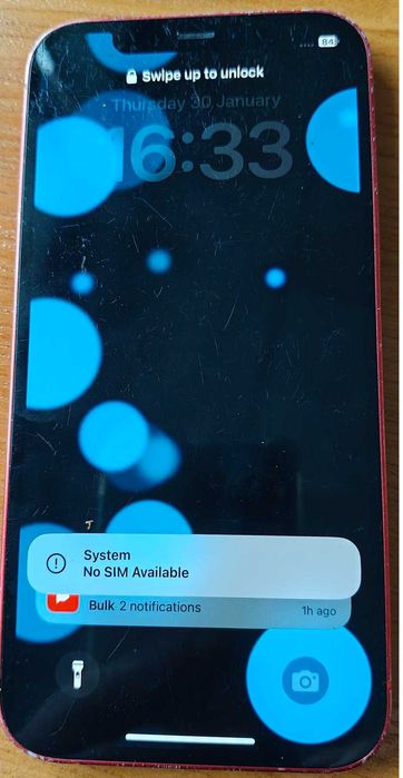 iPhone 12 заключен за части