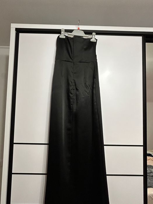 Rochie neagră din satin