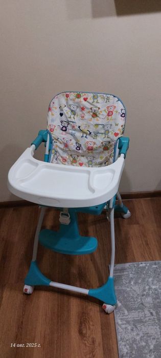 Продам детский стол для кормления