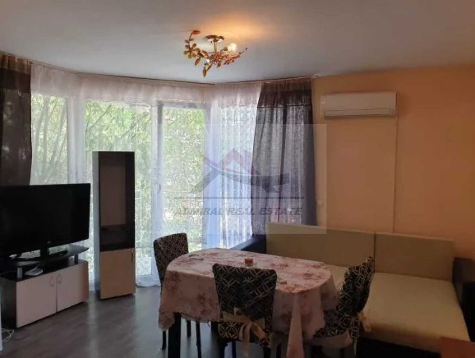 Дава се под наем Двустаен апартамент в Варна, Аспарухово - 35 кв.м за 350 € - Снимка #1