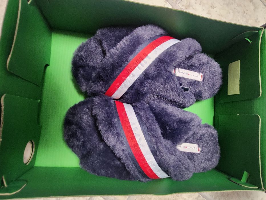 Papuci noi Tommy Hilfiger