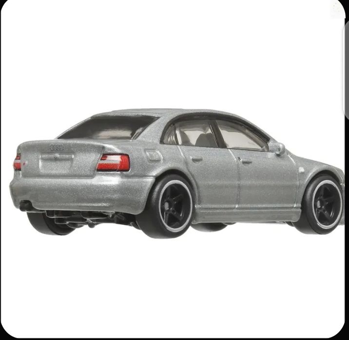 Модель Audi A4 S4 B5 Hot Wheels Premium