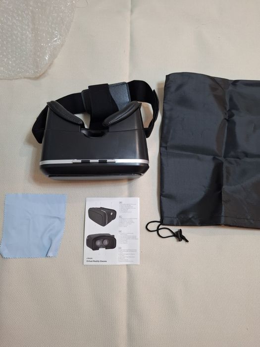 Продавам очила за виртуална реалност