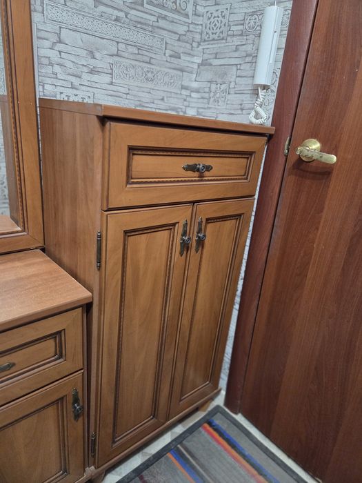 Продам мебель для прихожей