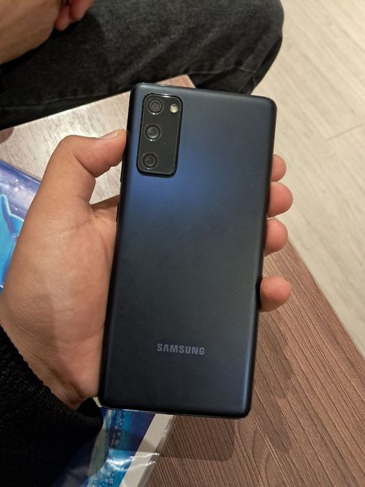 Samsung s 20 fe срочна