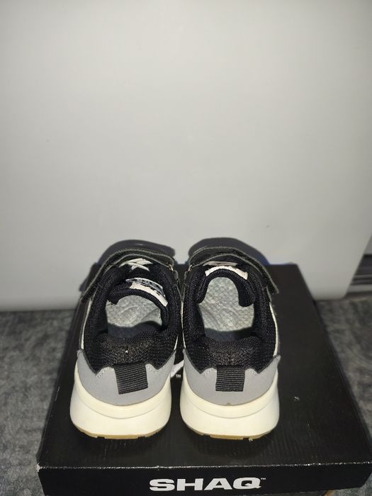 Adidași cu scai Nr 23