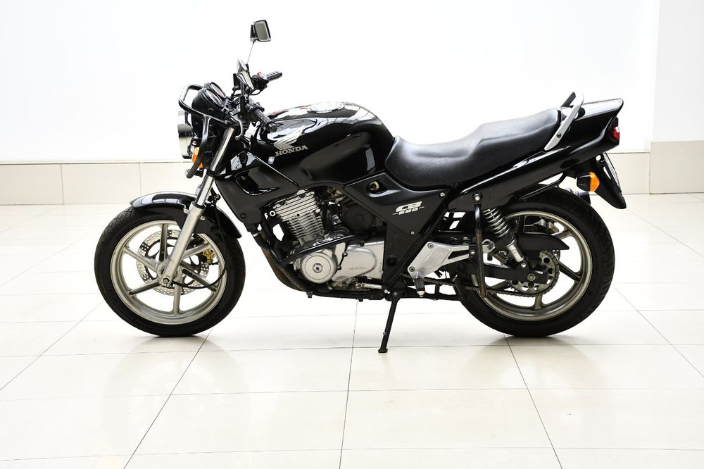 Honda CB500 Naked Posibil Schimb / Variante