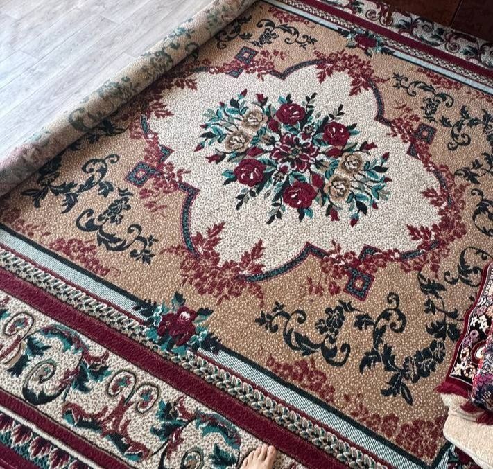 Ковёр продам, размер 4*5