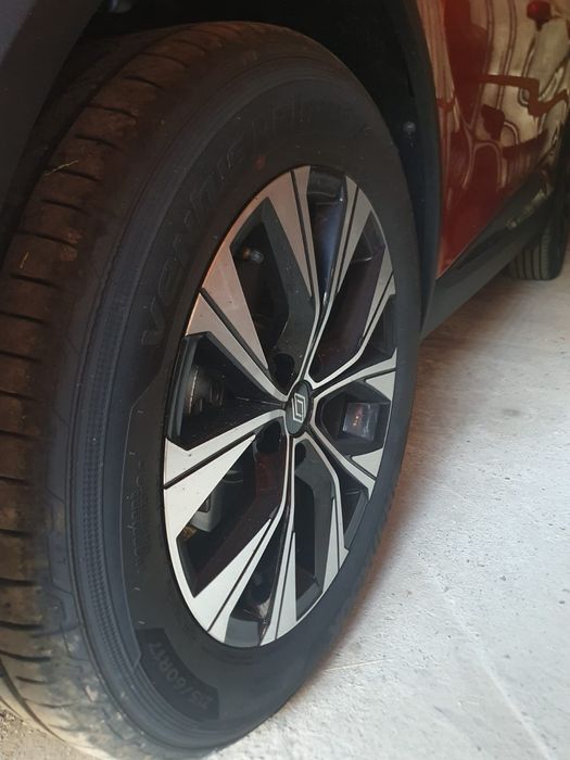 Vand anvelope de vara marca Hankook R17
