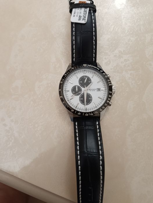 Продаются японские часы SEKONDA Хронограф