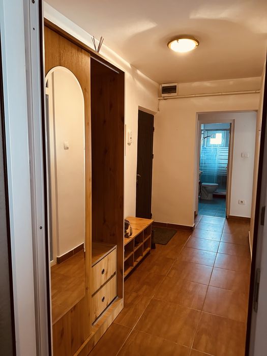 Vand apartament 2 camere, etaj 2, lângă Parcul Central – Fetești