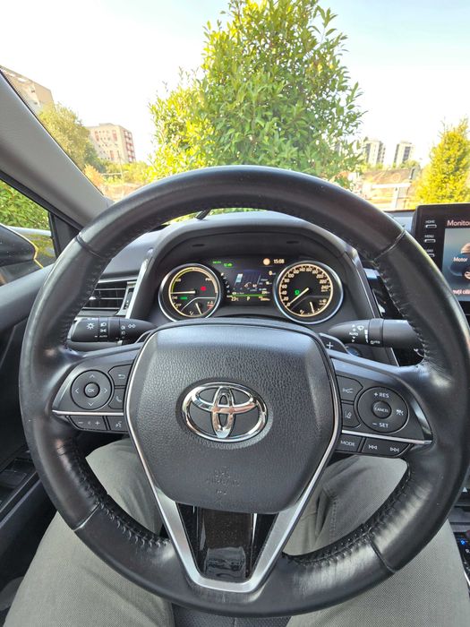 Ocazie Toyota Camry full hibrid