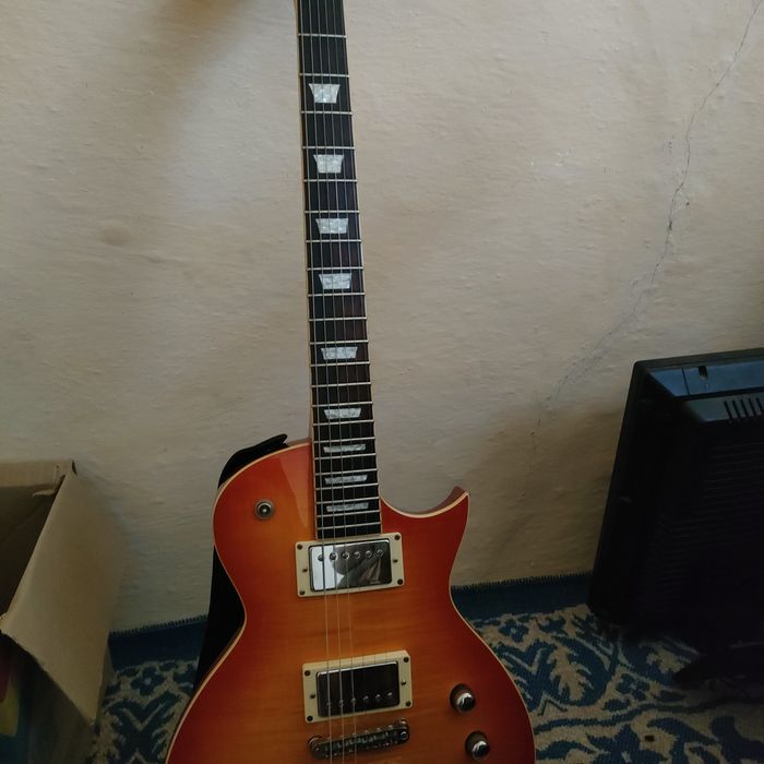 Vând Harley Benton SC custom line sunburst
