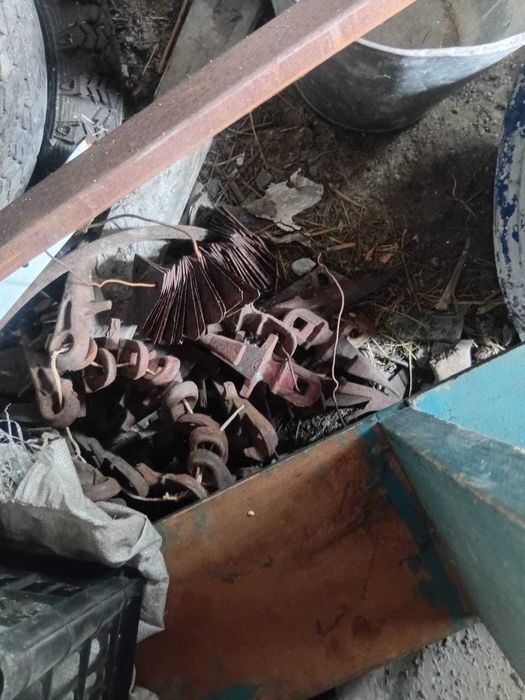 сенокосилка, коса, косилка.