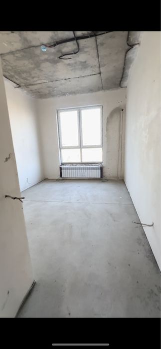 2/13/15 kvartira sotiladi. Uchtepa. Soy bo'yi. Murad buildings.