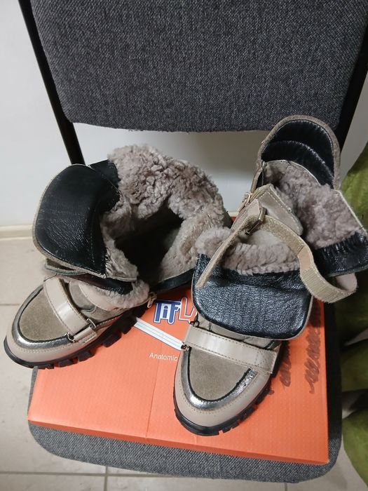 Б/у сапоги для девочек 37размера