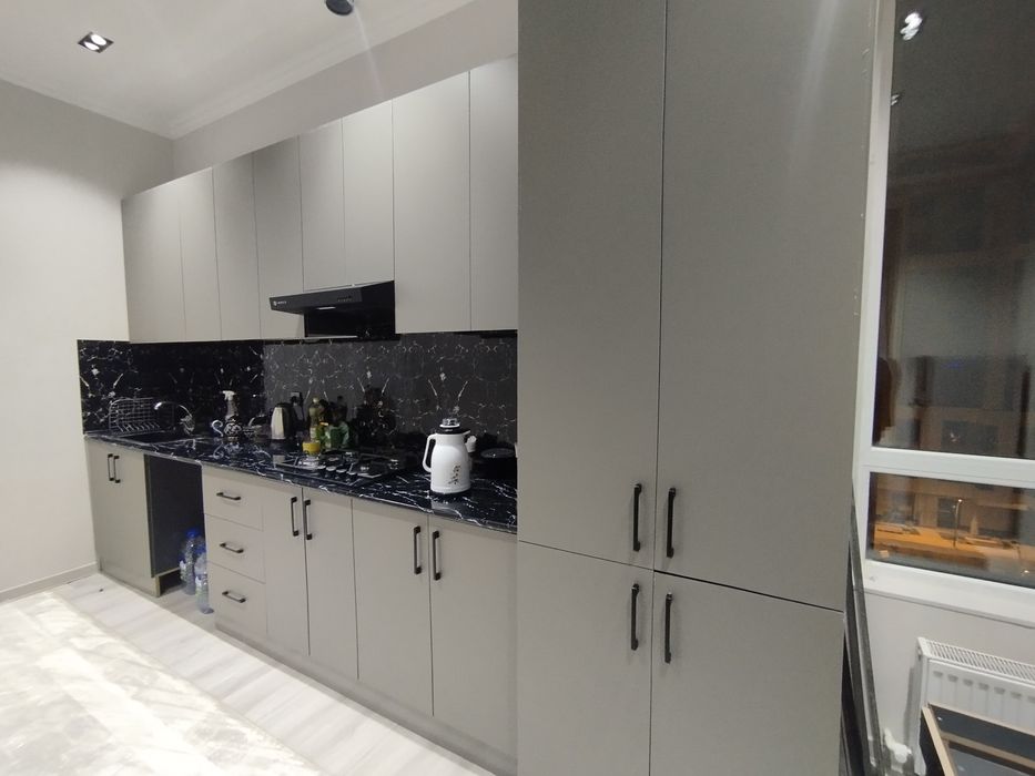 Кухна заказ 1.00000 квадрат