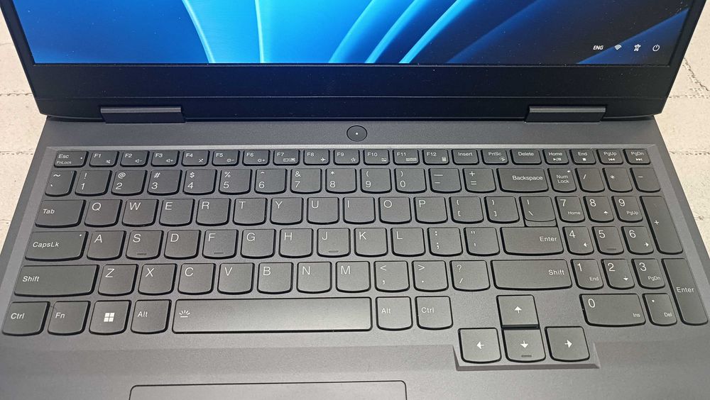 Ноутбук Lenovo LOQ 15APH8
