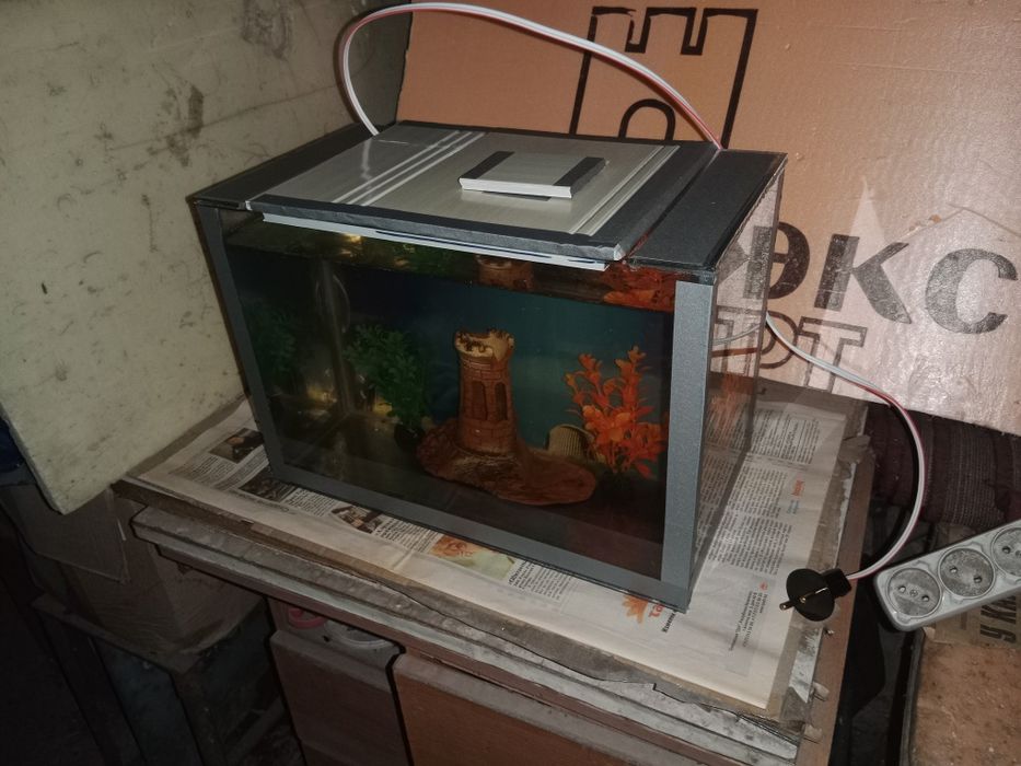Новый аквариум 22л + бонусы и рыбки.
