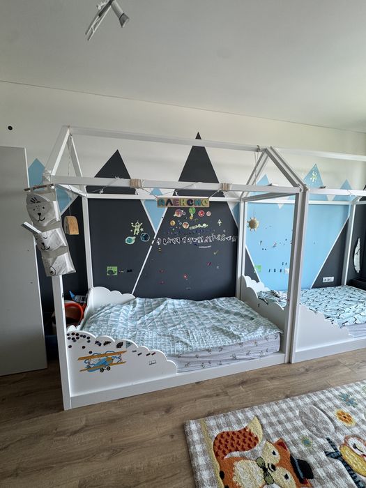 Детски легла тип къщичка 2бр