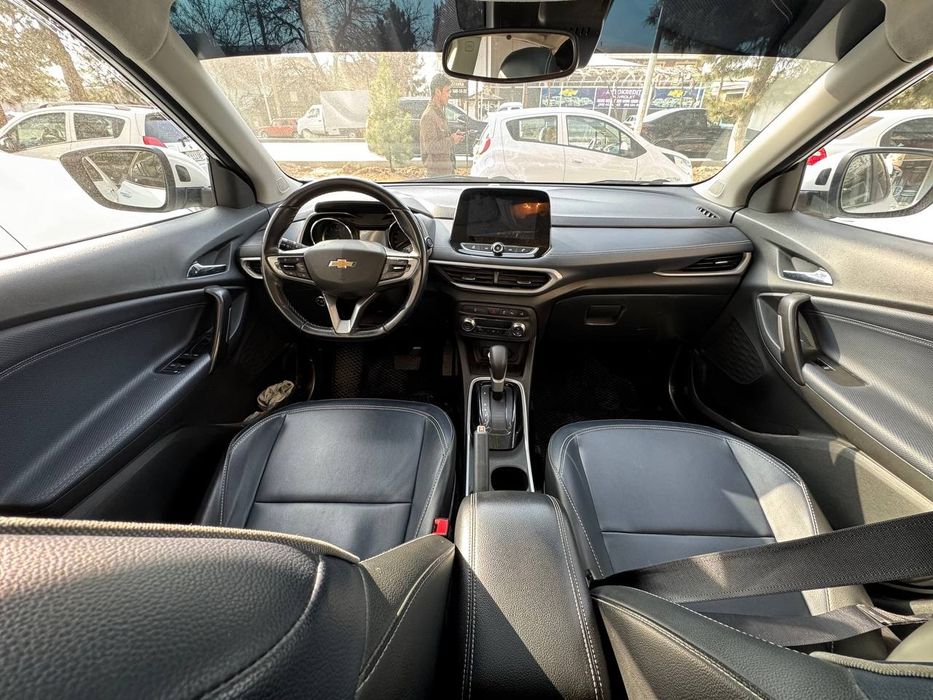 Tracker  2023 oq rang