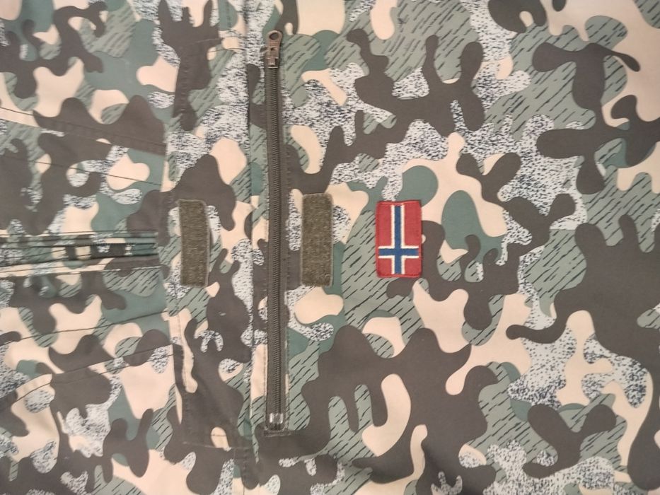 Napapijri (яке). ИЗРЯДНО!!!