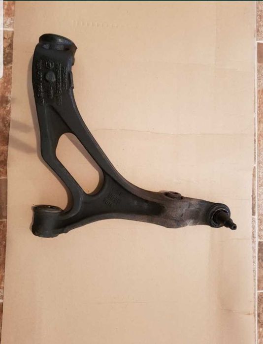 Носач  Тоuareg   ляв   2008 г.