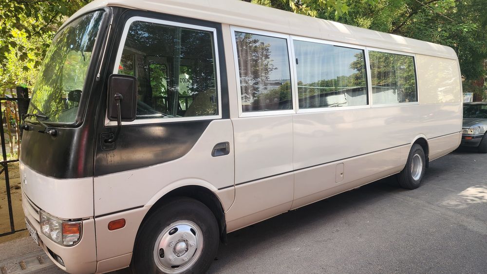 Продам  Mitsubiwi Rosa  2008