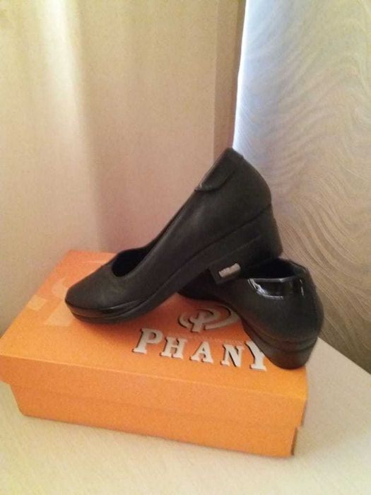 Продам кожаные туфли, новые