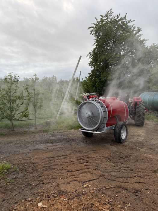 Vand atomizor  pentru livadă