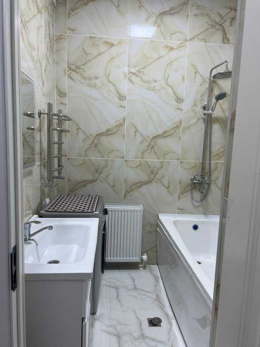 Сдаётся 3 комнатная квартира на Паркентский рынок