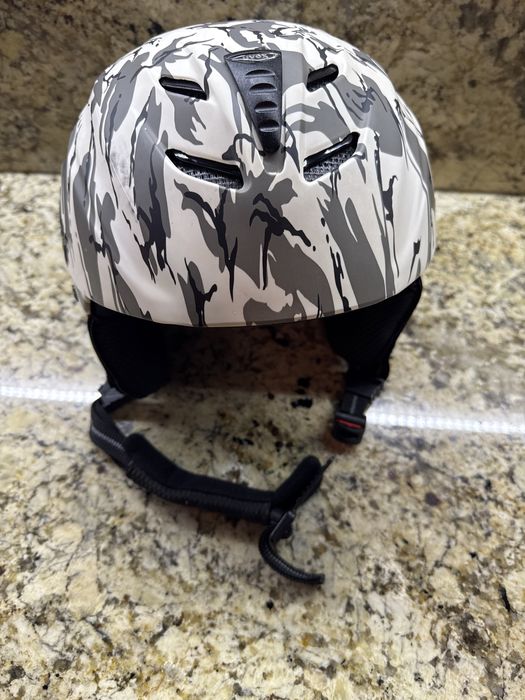 Каска за ски Uvex